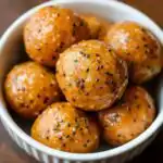 No Bake Healthy Pumpkin Pie Energy Balls