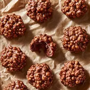 Crispy Quinoa Cacao Cookies (No-Bake!)